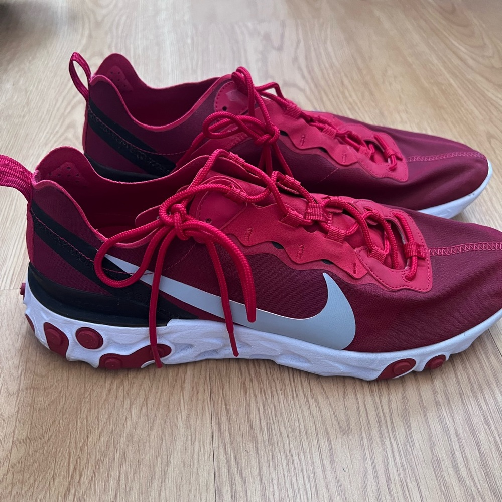 Nike